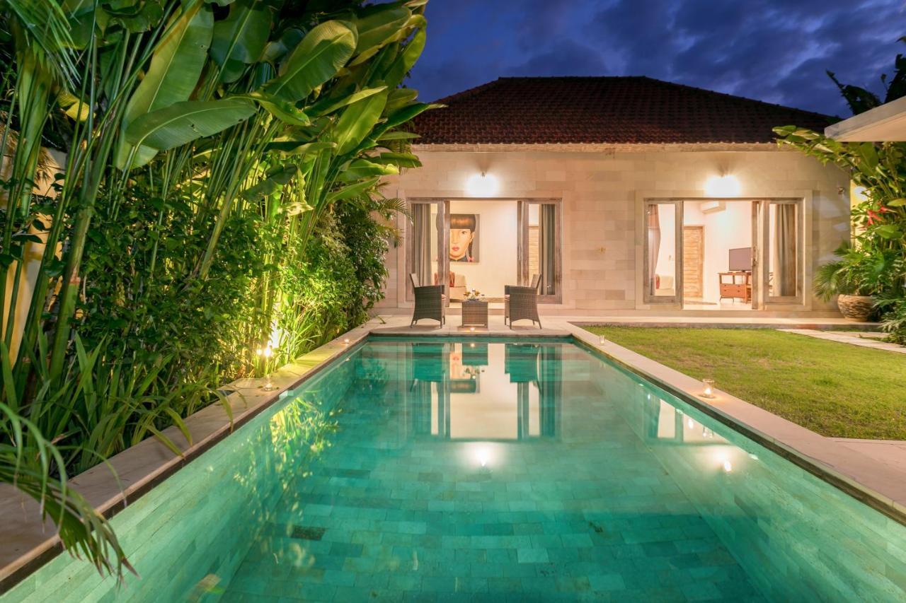Villa Briana Seminyak By Villas R Us Екстер'єр фото