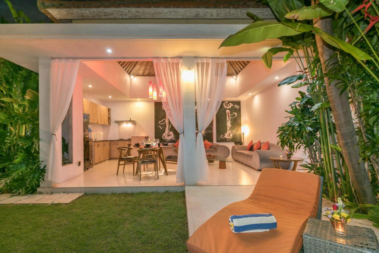 Villa Briana Seminyak By Villas R Us Екстер'єр фото
