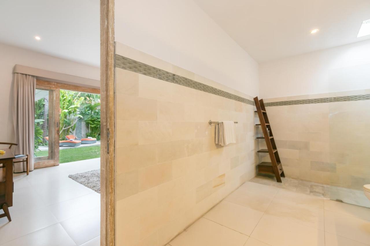Villa Briana Seminyak By Villas R Us Екстер'єр фото