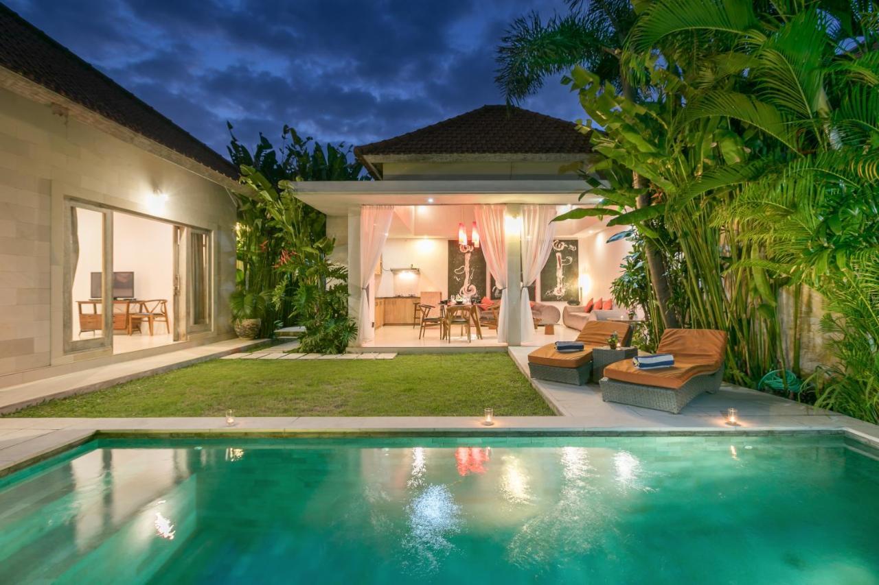 Villa Briana Seminyak By Villas R Us Екстер'єр фото