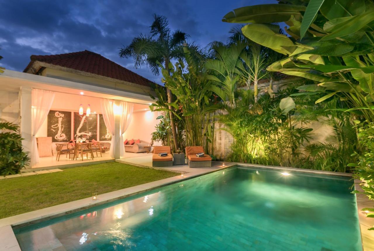 Villa Briana Seminyak By Villas R Us Екстер'єр фото