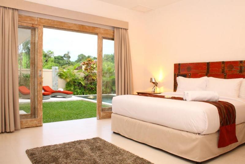 Villa Briana Seminyak By Villas R Us Екстер'єр фото